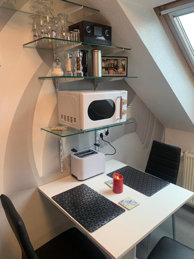 Best-Preis -Vip Lounge- Mit Netflix, Self-Check-In, Ebike Ladestation, Fahrradraum, Wlan Und Netflix - Direkt Am Elberadweg Im Herzen Von Виттенберге Экстерьер фото
